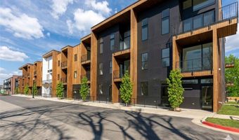 905 SE 4th St 210, Bentonville, AR 72712