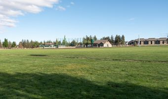 3711 NE Purcell Blvd, Bend, OR 97701
