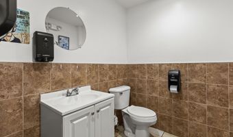 135 Federal Rd, Parsonsfield, ME 04047