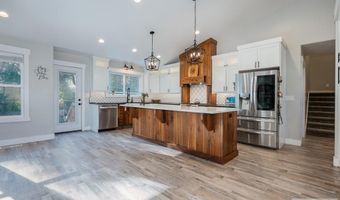 1261 N Trappers Rdg, Ammon, ID 83401