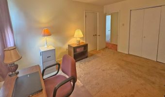 459 EDGEWOOD Dr, Ambler, PA 19002