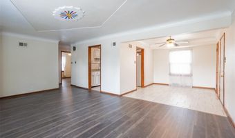 529 Maple Meadows Dr, Arnold, MO 63010