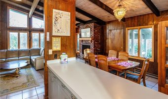 35 Sunset Ave, North Kingstown, RI 02874