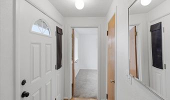 3630 CIRCLE Dr, Albany, OR 97322
