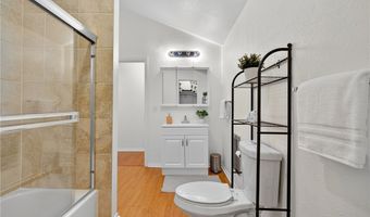 7576 McGroarty Terrace -7582, Los Angeles, CA 91042