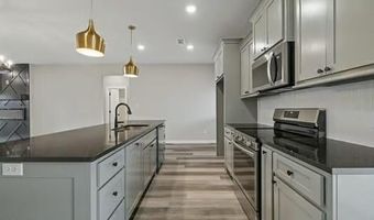2018 Yellowstone Dr, Barling, AR 72903