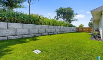 38 N 6th St, Baltic, SD 57003