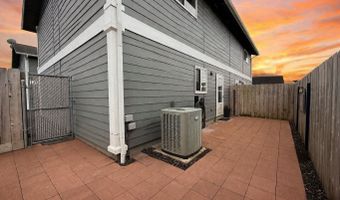 325 MATOT St B, Brookings, OR 97415