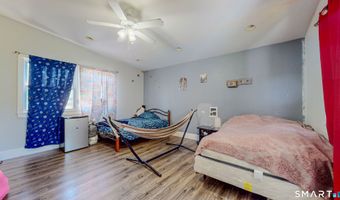 107 Fairview Ave, Bridgeport, CT 06606