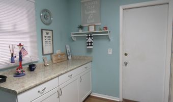 3322 Alethea Dr, Algonquin, IL 60102