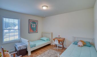 51 LULU Ln, Dover, DE 19901