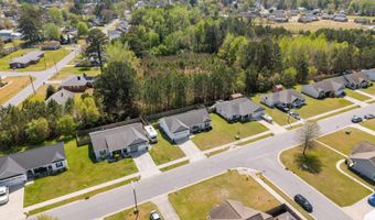 352 Tamarack Dr, Ayden, NC 28513