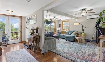 691 Eastern Ave, Augusta, ME 04330