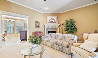 3270 Clover Hill Ln, Benton, AR 72015