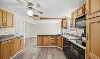 1446 Balsam Dr, Allison Park, PA 15101