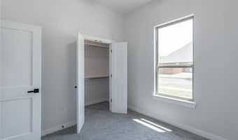12500 Bristlecone Pine Blvd, Oklahoma City, OK 73142