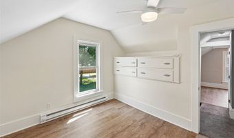 217 N 6th St, Adel, IA 50003