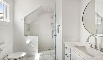 169 Wellington Ave, Newport, RI 02840