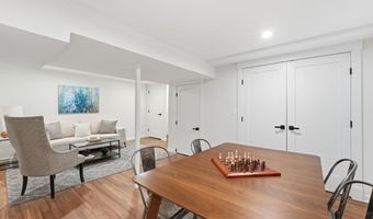 9803 DE PAUL Dr, Bethesda, MD 20817