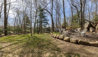 13 Pigeon Hill Cv, Hopkinton, RI 02808