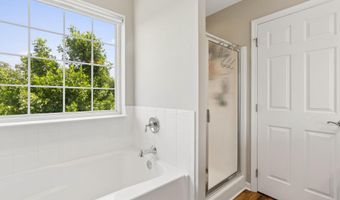 519 LOTHIAN Way 180, Abingdon, MD 21009