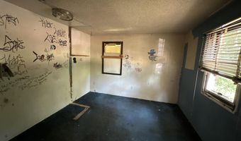 604 S Brookside Ave, Ash Grove, MO 65604