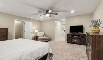 9208 Holly Springs Rd, Apex, NC 27539
