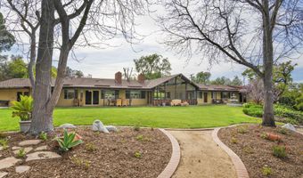 230 Avocado Pl, Camarillo, CA 93010