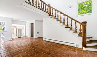 97 Harrison Ave P1, Newport, RI 02840
