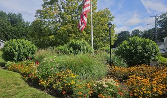 54 Deer Run 54, Bethel, CT 06801
