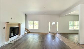 8 Stanton Cir, Bella Vista, AR 72714