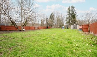 29 York St, Angola, NY 14006