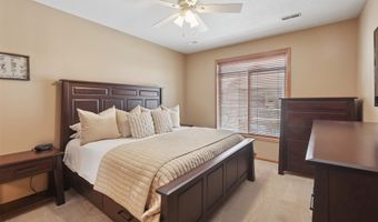 524 Carrie Ln, Altoona, IA 50009