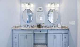 25 Sandspur Trl, Bald Head Island, NC 28461