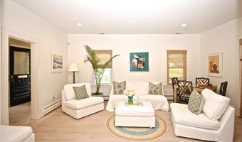 215 Coggeshall Ave, Newport, RI 02840