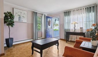 78 Main St, Bayonne, NJ 07035