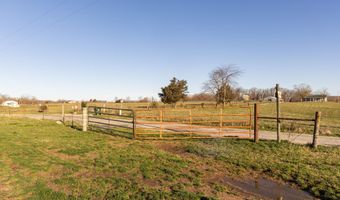 Farm Road 2007, Aurora, MO 65605