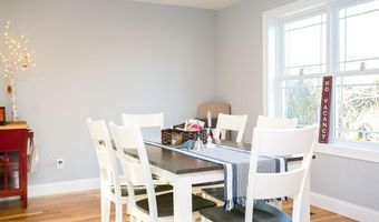 107 Orchard Ave, Middletown, RI 02842