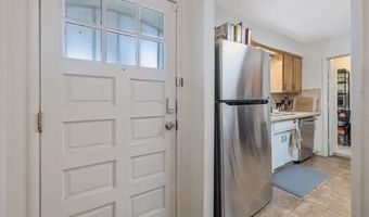 11428 Redwood St, Armona, CA 93202