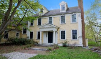 197 Rumstick Rd, Barrington, RI 02806