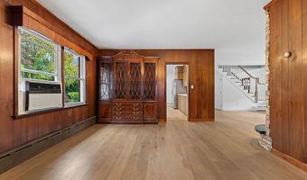 11 Gregory Rd, Cos Cob, CT 06807