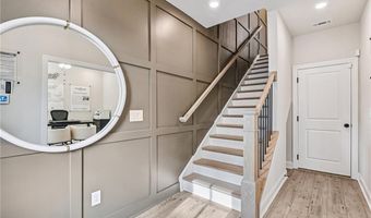 235 Midnight Oak Run 8, Alpharetta, GA 30009