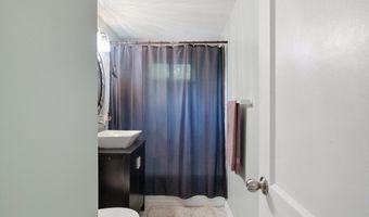 122 Southwick St, Agawam, MA 01030