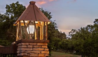 1020 Thomas Rd, Benton, TN 37307