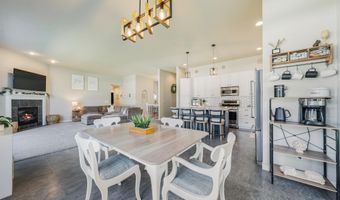 2184 W NOELLE Ln, Appleton, WI 54913