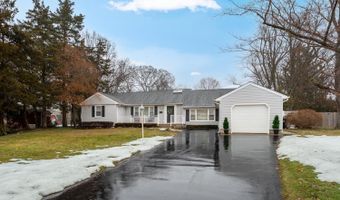 749 Park Ave, Belford, NJ 07718