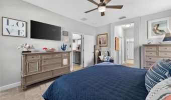 5227 ADMIRAL POINTE Dr, Apollo Beach, FL 33572