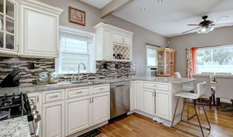 98 Boston Ter, Bridgeport, CT 06610