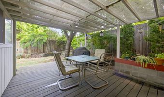 204 Patterson St, Ashland, OR 97520