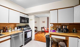 103 CROSS KEYS Rd R103d2, Baltimore, MD 21210